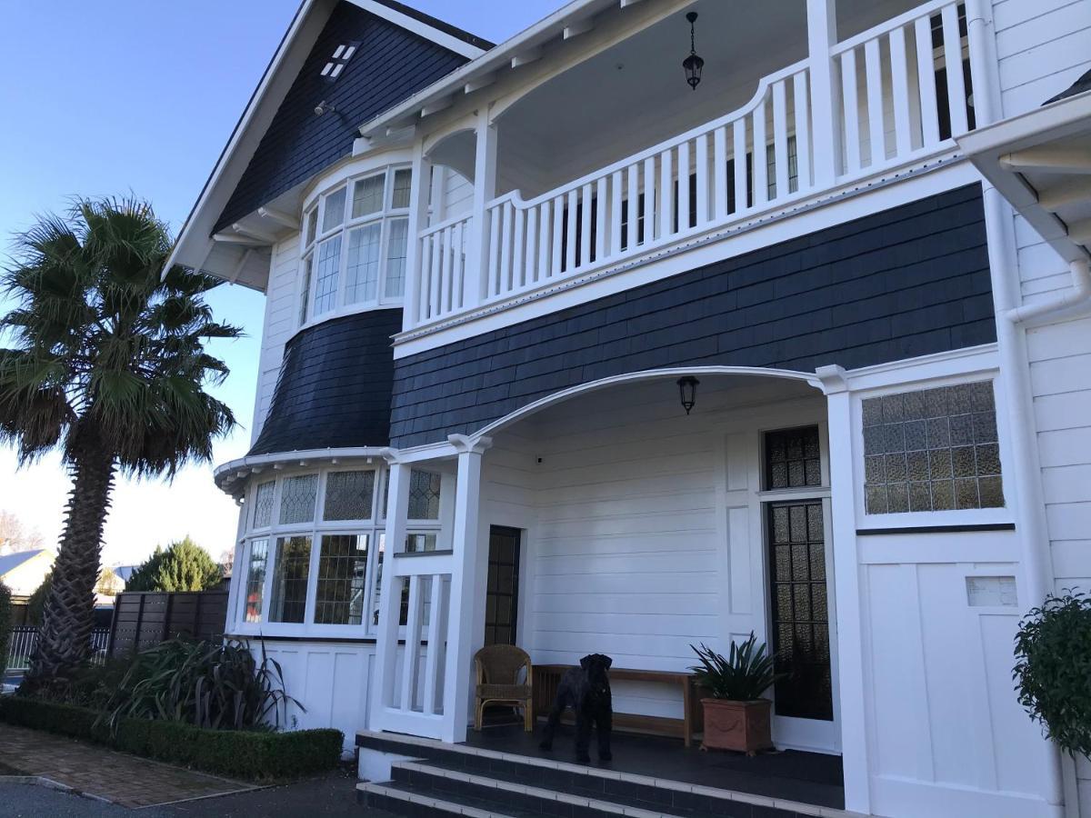Cedar House Acomodação com café da manhã Gisborne Exterior foto